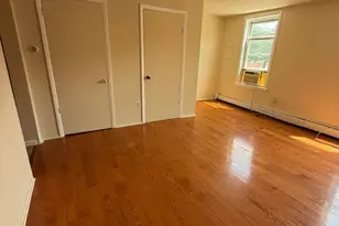 227 E Broad, Burlington, NJ 08016 - Photo 6