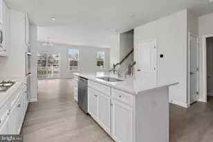 46 Rosemary Wy, Mount Laurel, NJ 08054 - Photo 8