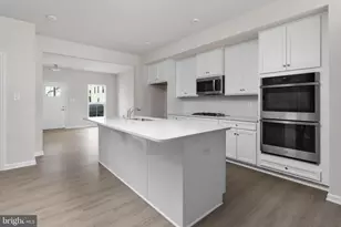 46 Rosemary Wy, Mount Laurel, NJ 08054 - Photo 6