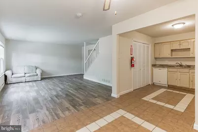 205 Chaucer Court, Mount Laurel, NJ 08054 - Photo 8