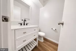 205 Chaucer Ct, Mount Laurel, NJ 08054 - Photo 8