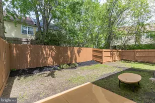 205 Chaucer Ct, Mount Laurel, NJ 08054 - Photo 30