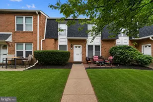 1120 Harbour Dr, Palmyra, NJ 08065 - Photo 2