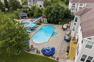 237 Leffler Cir, Florence, NJ 08518 - Photo 10