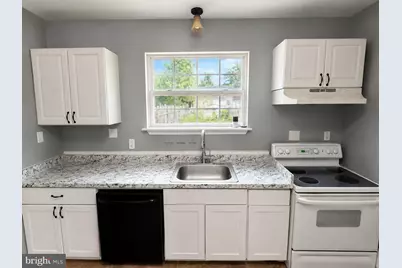 1002 W Front Street, Florence, NJ 08518 - Photo 6