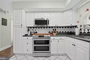 131 Jacqueline Ave, Delran, NJ 08075 - Photo 12