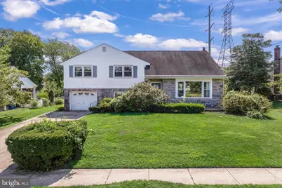 348 Boxwood Lane, Cinnaminson, NJ 08077 - Photo 2