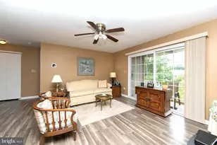 1011 Scotswood Ct, Mount Laurel, NJ 08054 - Photo 6