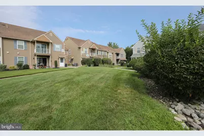 1011 Scotswood Court, Mount Laurel, NJ 08054 - Photo 2