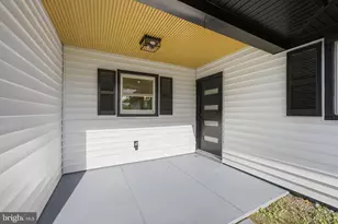 27 Genesee Ln, Willingboro, NJ 08046 - Photo 2