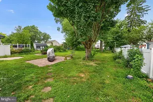 29 N Clinton Ave, Maple Shade, NJ 08052 - Photo 28