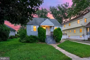 29 N Clinton Ave, Maple Shade, NJ 08052 - Photo 2