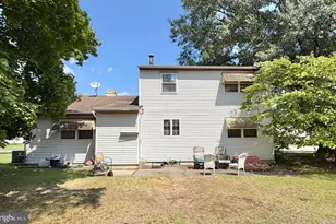 11 McCay Dr, Florence, NJ 08554 - Photo 6