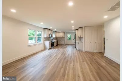 64 Huntington Drive, Southampton, NJ 08088 - Photo 6