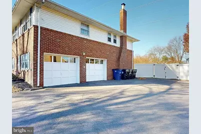 213 Wayne Drive, Cinnaminson, NJ 08077 - Photo 2