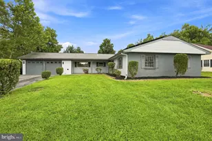 163 Twin Hill Dr, Willingboro, NJ 08046 - Photo 1