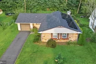 15 Echo Ln, Willingboro, NJ 08046 - Photo 1