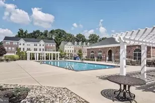 47 Riverwalk Blvd, Burlington, NJ 08016 - Photo 24