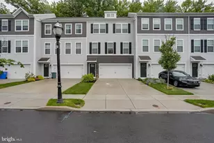 104 Levis Dr, Mount Holly, NJ 08060 - Photo 2