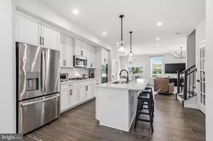 22 Cinnamon Ln, Mount Laurel, NJ 08054 - Photo 6
