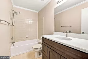 2202B Yarmouth Ln, Mount Laurel, NJ 08054 - Photo 18