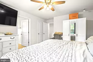 9 Autumn Park Blvd, Medford, NJ 08055 - Photo 16