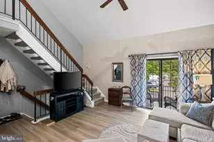 282 Everly Ct, Mount Laurel, NJ 08054 - Photo 6