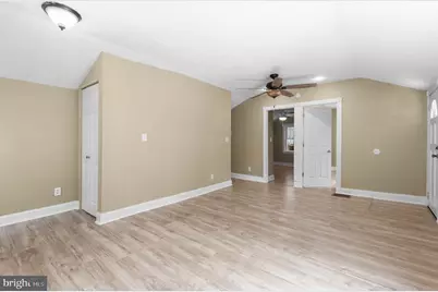 211 Lafayette Street, Bordentown, NJ 08505 - Photo 8