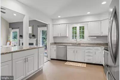23 Hilltop Lane, Medford, NJ 08055 - Photo 6