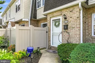 2174 Harbour Dr, Palmyra, NJ 08065 - Photo 1