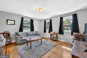 308 2nd St, Bordentown, NJ 08505 - Photo 18
