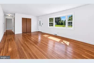 308 2nd Street, Bordentown, NJ 08505 - Photo 4