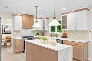 14 Powder Ln, Burlington, NJ 08016 - Photo 2