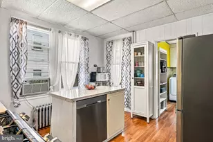 318 Conover St, Burlington, NJ 08016 - Photo 16