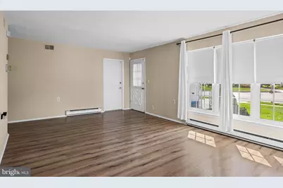 1 Westminster Drive S, Southampton Twp, NJ 08088 - Photo 4