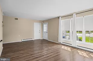 1 Westminster Dr S, Southampton Twp, NJ 08088 - Photo 4