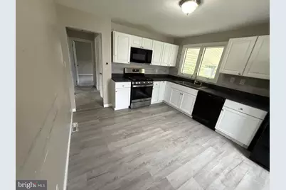 10 Watts Avenue, Burlington, NJ 08016 - Photo 8