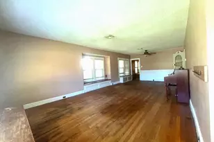 124 W Franklin Ave, Edgewater Park, NJ 08010 - Photo 10