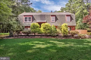 5 Birch Dr, Southampton, NJ 08088 - Photo 2