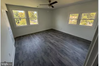 224 Union Street #APT 1, Bordentown, NJ 08505 - Photo 4
