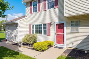 7 Norfolk Ct, Bordentown, NJ 08505 - Photo 4