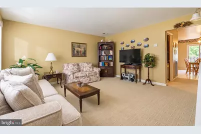 7 Norfolk Court, Bordentown, NJ 08505 - Photo 6