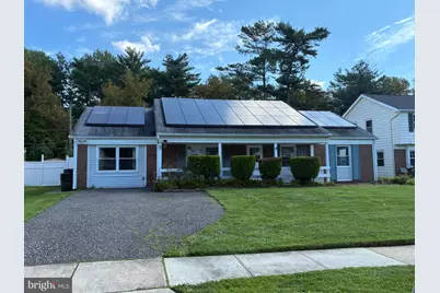 18 Glover Lane, Willingborough, NJ 08046 - Photo 2