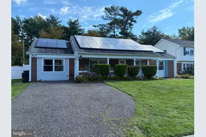 18 Glover Lane, Willingborough, NJ 08046 - Photo 1