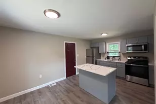 326 Sumach St, Browns Mills, NJ 08015 - Photo 4
