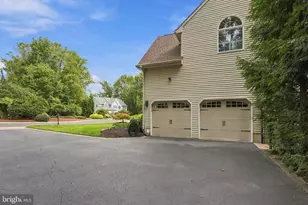 12 Bennington Dr, Medford, NJ 08055 - Photo 36