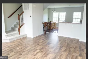 102 Benford Ln, Edgewater Park, NJ 08010 - Photo 6