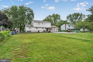 100 Coachman Dr, Bordentown, NJ 08505 - Photo 12
