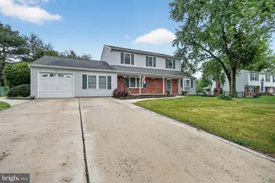 100 Coachman Drive, Bordentown, NJ 08505 - Photo 14