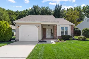 24 Falmouth Dr, Mount Laurel, NJ 08054 - Photo 1
